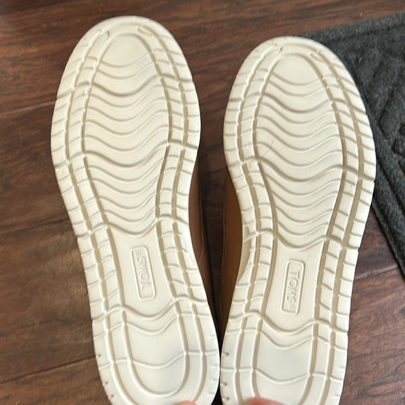 TOMS Men's, Navi Oxford 10019564 Brown Sugar Leather. New without box. 10.5 - Picture 7 of 7